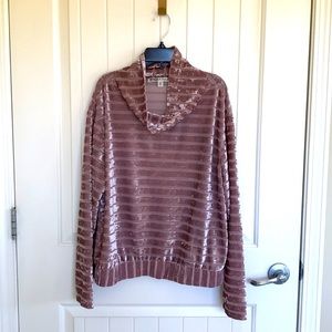 Pink satin shirt, doubles as a light sweater. 🌿